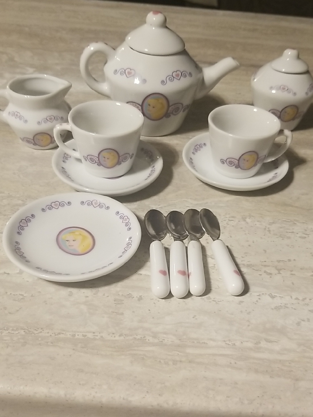 WONDERLAND White Tea Set with Pink and Purple Motifs Barbie Theme? Not Complete